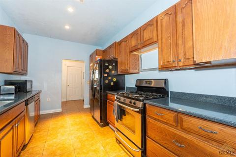 533 D St, Taft, CA 93268 photo 14