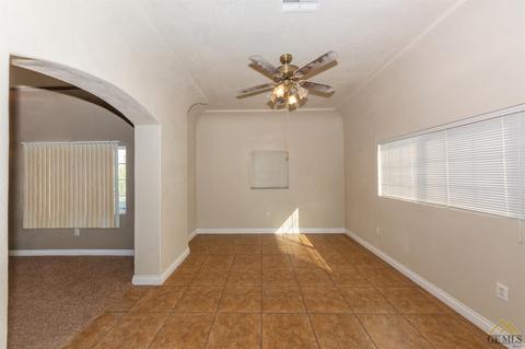 533 D St, Taft, CA 93268 photo 8