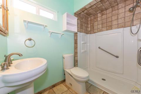 533 D St, Taft, CA 93268 photo 19