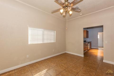 533 D St, Taft, CA 93268 photo 10