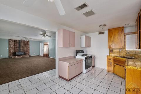 326 Ann Ave, Shafter, CA 93263 photo 7