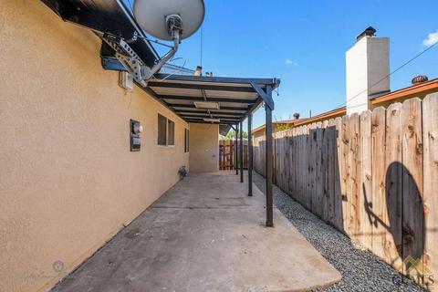 326 Ann Ave, Shafter, CA 93263 photo 16