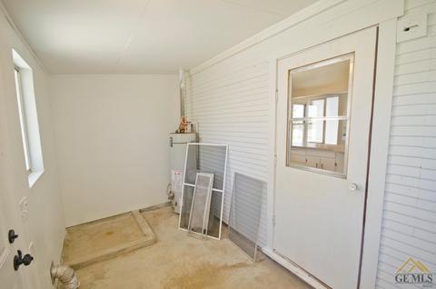 27542 Maple St, Taft, CA 93268 photo 22