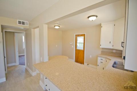 27542 Maple St, Taft, CA 93268 photo 14
