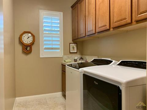 12419 Winterbourne St, Bakersfield, CA 93312 photo 30