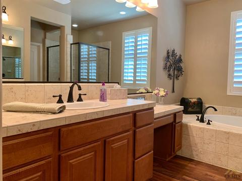12419 Winterbourne St, Bakersfield, CA 93312 photo 18
