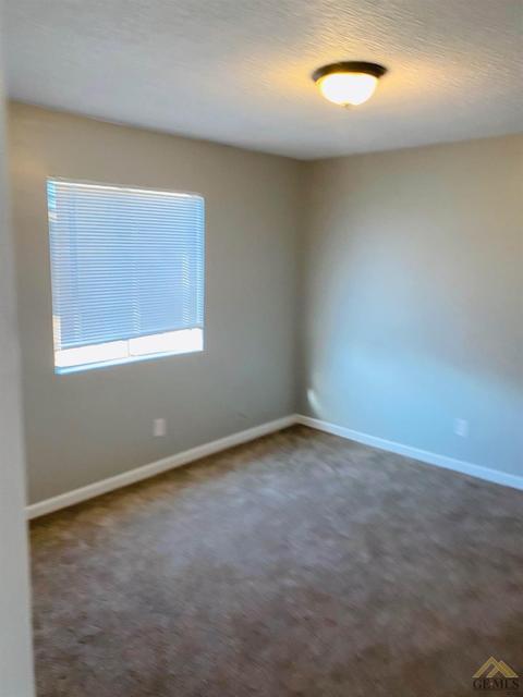 1116 Iris St, Wasco, CA 93280 photo 6