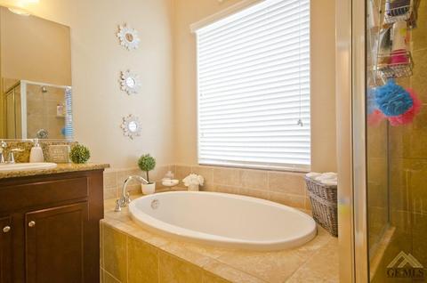 10209 Hillgate Ave, Bakersfield, CA 93311 photo 23