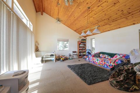 27340 Deertrail Dr, Tehachapi, CA 93561 photo 14