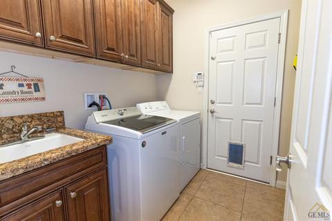 3160 Batch Ln, Bakersfield, CA 93312 photo 25