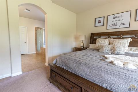 3160 Batch Ln, Bakersfield, CA 93312 photo 13
