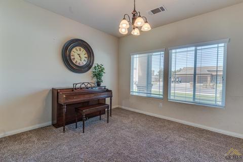 3160 Batch Ln, Bakersfield, CA 93312 photo 9