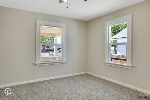 114 Tyler St, Taft, CA 93268 photo 16