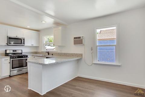 114 Tyler St, Taft, CA 93268 photo 9