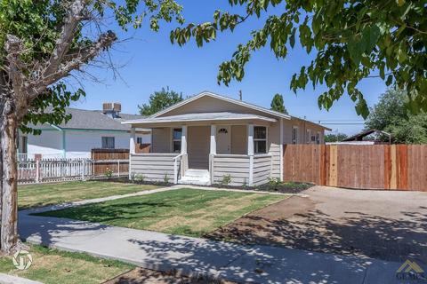 114 Tyler St, Taft, CA 93268 photo 2