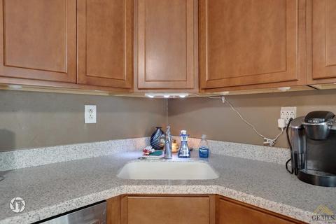 412 Buchanan St, Taft, CA 93268 photo 17