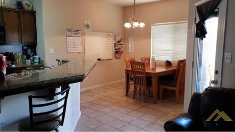 7208 Englefield, Bakersfield, CA 93307 photo 3