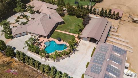 954 Pacini St, Bakersfield, CA 93314 photo 1