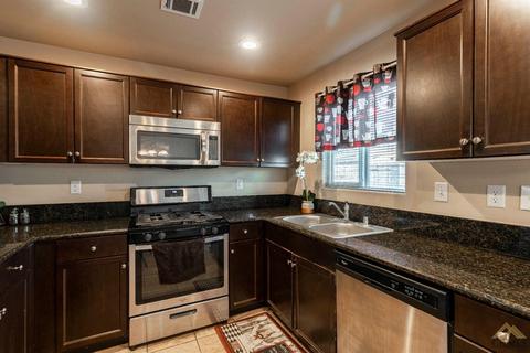 417 Aussie Ave, Bakersfield, CA 93307 photo 6