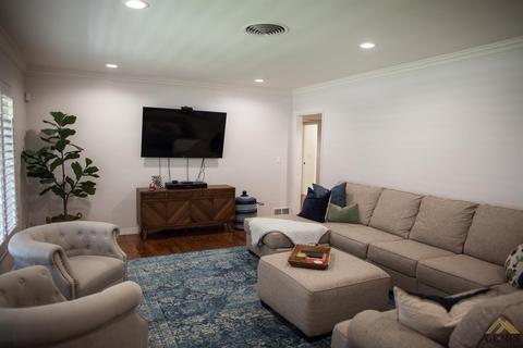 2486 Beech St, Bakersfield, CA 93301 photo 8