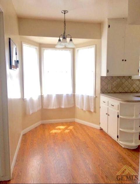 135 Wetherley Dr, Bakersfield, CA 93309 photo 6