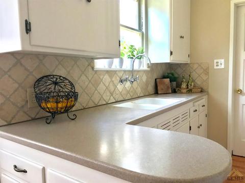 135 Wetherley Dr, Bakersfield, CA 93309 photo 4