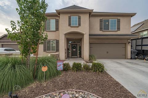 9104 Red Pine Ct, Shafter, CA 93263 photo 1