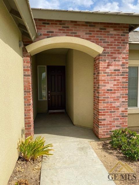 8916 Wolf River Ave, Bakersfield, CA 93312 photo 2