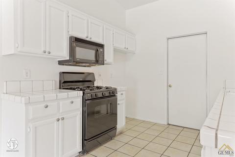 910 Fox Tree Ct, Bakersfield, CA 93306 photo 18