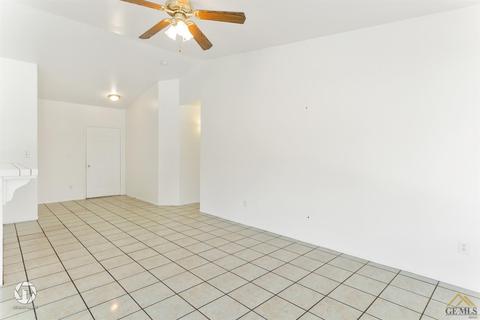 910 Fox Tree Ct, Bakersfield, CA 93306 photo 11