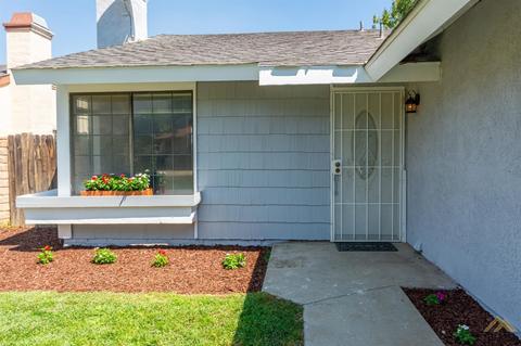 1248 Alder Ave, Tehachapi, CA 93561 photo 3