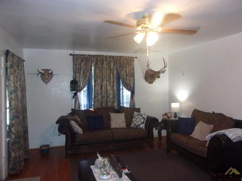 534 D St, Taft, CA 93268 photo 5