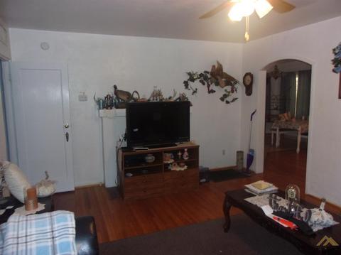 534 D St, Taft, CA 93268 photo 7