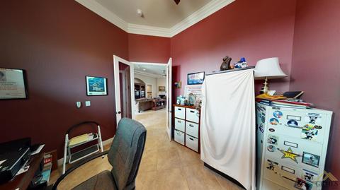 10536 Titanium Ave, Taft, CA 93268 photo 9
