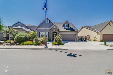 9317 Red Pine Dr, Shafter, CA 93263 photo 1