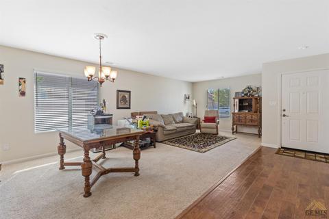 1007 Thoma Ln, Tehachapi, CA 93561 photo 4