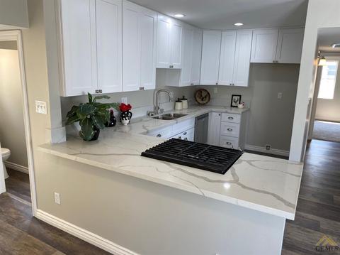 709 B St, Taft, CA 93268 photo 3