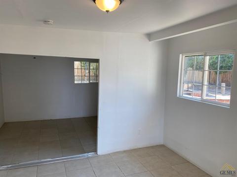 709 B St, Taft, CA 93268 photo 24
