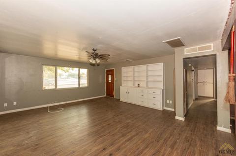 400 Taylor St, Taft, CA 93268 photo 5