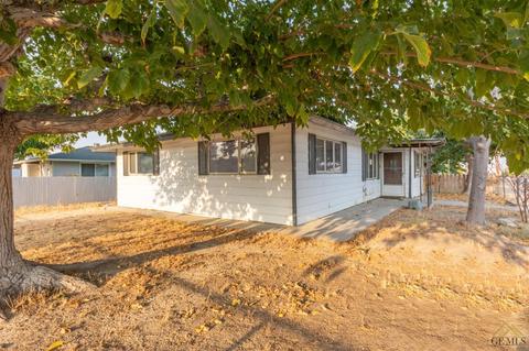 400 Taylor St, Taft, CA 93268 photo 2
