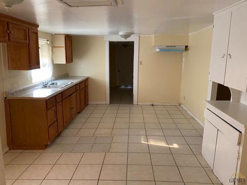 141 Crystal St, Taft, CA 93268 photo 16