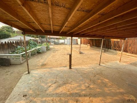 141 Crystal St, Taft, CA 93268 photo 18