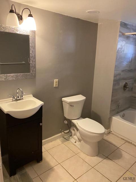 141 Crystal St, Taft, CA 93268 photo 8