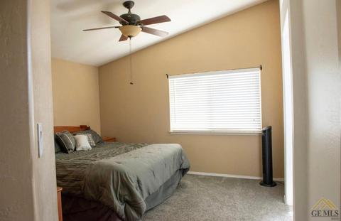 8729 Rollingbay Dr, Bakersfield, CA 93312 photo 13