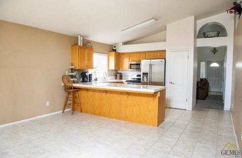 8729 Rollingbay Dr, Bakersfield, CA 93312 photo 5