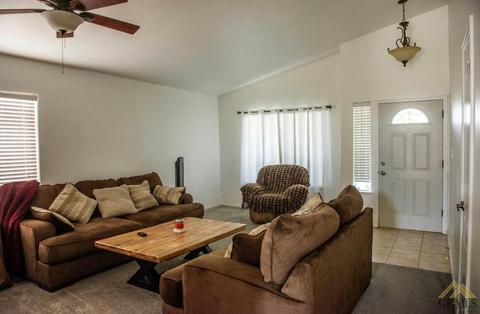 8729 Rollingbay Dr, Bakersfield, CA 93312 photo 3