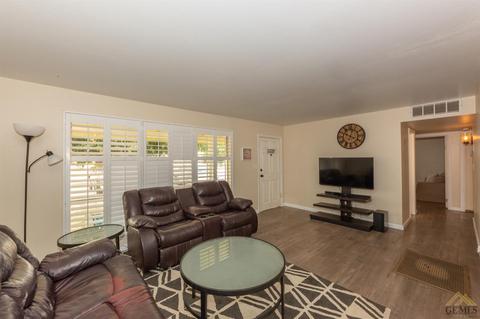 506 Jackson St, Taft, CA 93268 photo 4