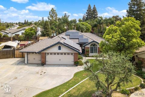 9111 Celeste Ct, Bakersfield, CA 93312 photo 2