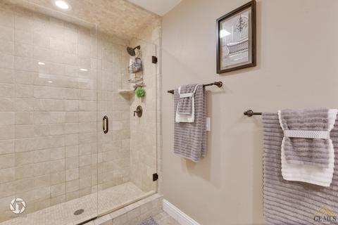9111 Celeste Ct, Bakersfield, CA 93312 photo 25