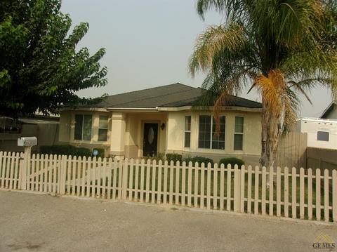 806 Pierce St, Taft, CA 93268 photo 2